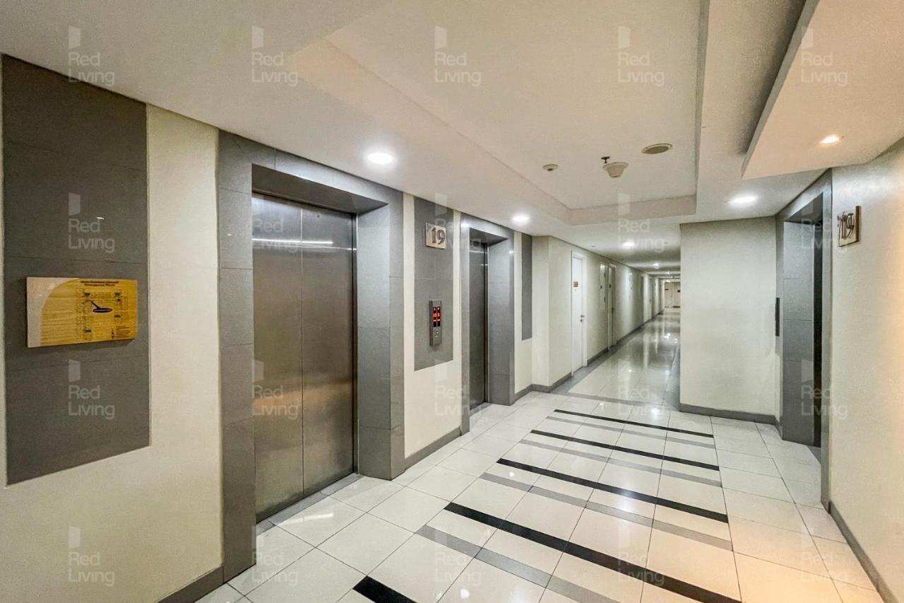 Redliving Apartemen Parahyangan Residence - Anton Rooms Бандунг Екстериор снимка