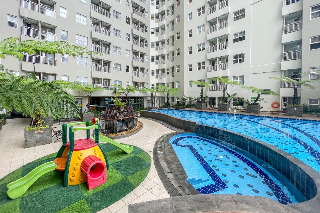 Redliving Apartemen Parahyangan Residence - Anton Rooms Бандунг Екстериор снимка