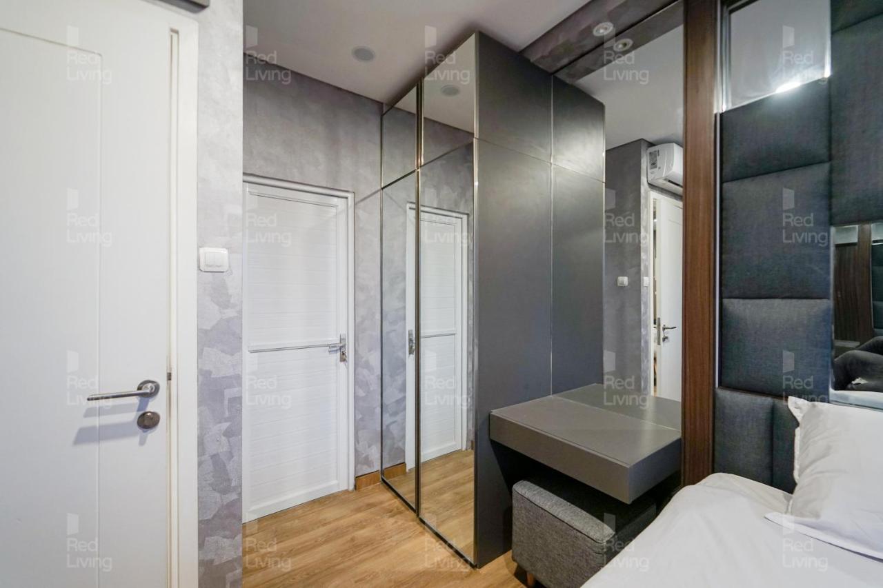 Redliving Apartemen Parahyangan Residence - Anton Rooms Бандунг Екстериор снимка