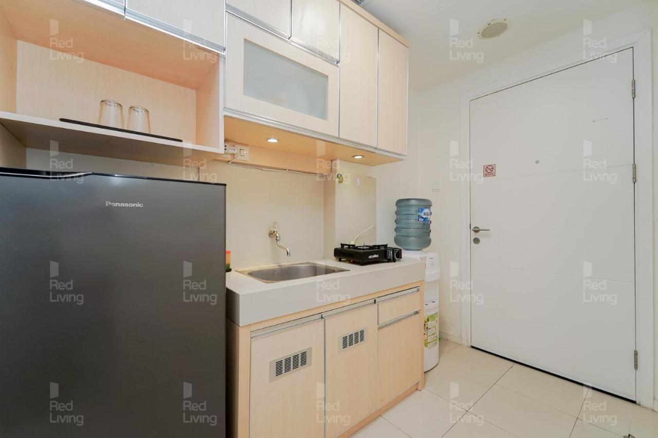 Redliving Apartemen Parahyangan Residence - Anton Rooms Бандунг Екстериор снимка
