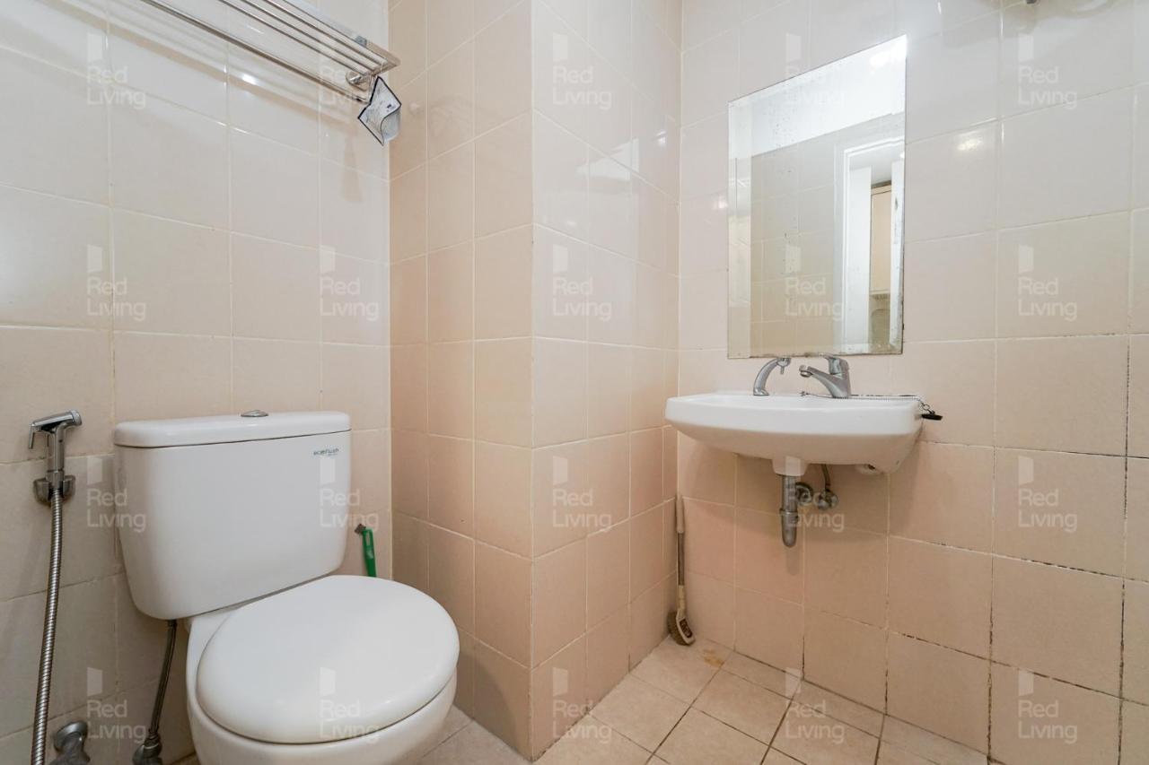 Redliving Apartemen Parahyangan Residence - Anton Rooms Бандунг Екстериор снимка